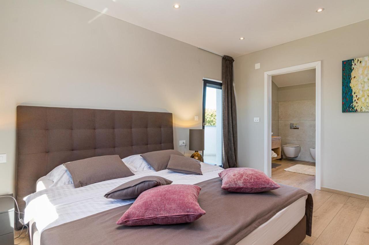 Villa Eleonora, Luxury Villa In Visnjan, Zuzici, Near Porec Luaran gambar